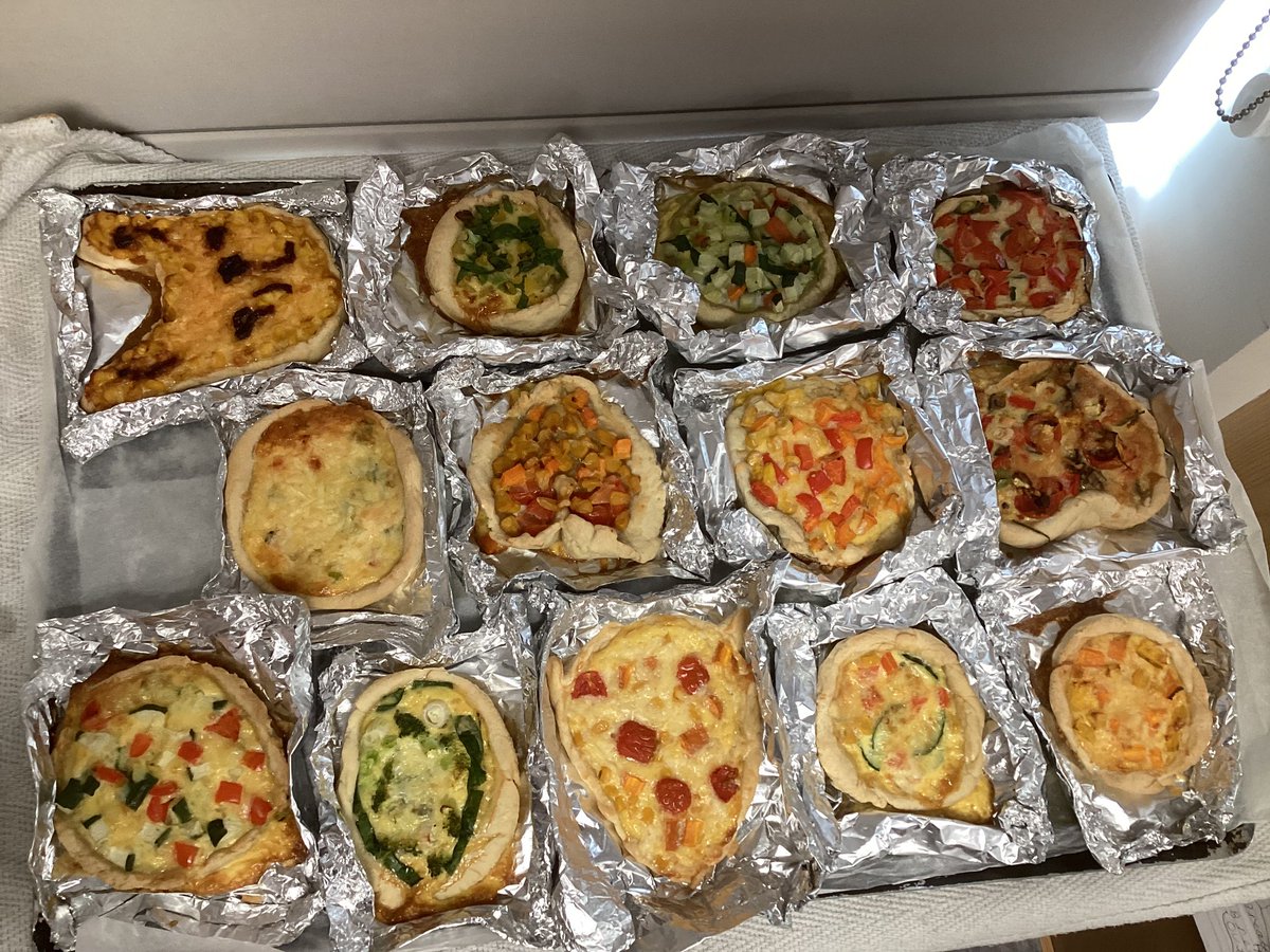 Mrs Chambers tweet media