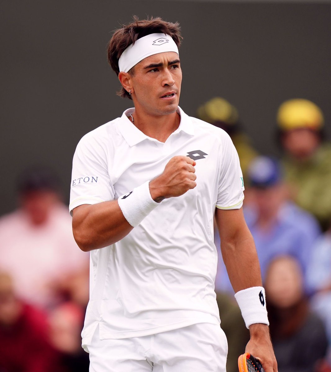 🚨 HISTÓRICO 🇦🇷🇦🇷

Fran Comesaña🇦🇷 es el PRIMER ARGENTINO en la historia que vence a un top 10 en su debut en un Grand Slam.

El último que lo hizo fue Karatsev en RG 2021

📸 Zac Goodwin - PA Images