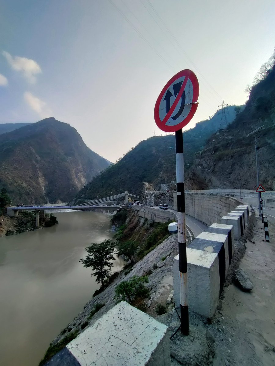 VaruNRoxy's tweet image. #HimachalPradesh #india #2024 #hanogi #kullumanali #kasol