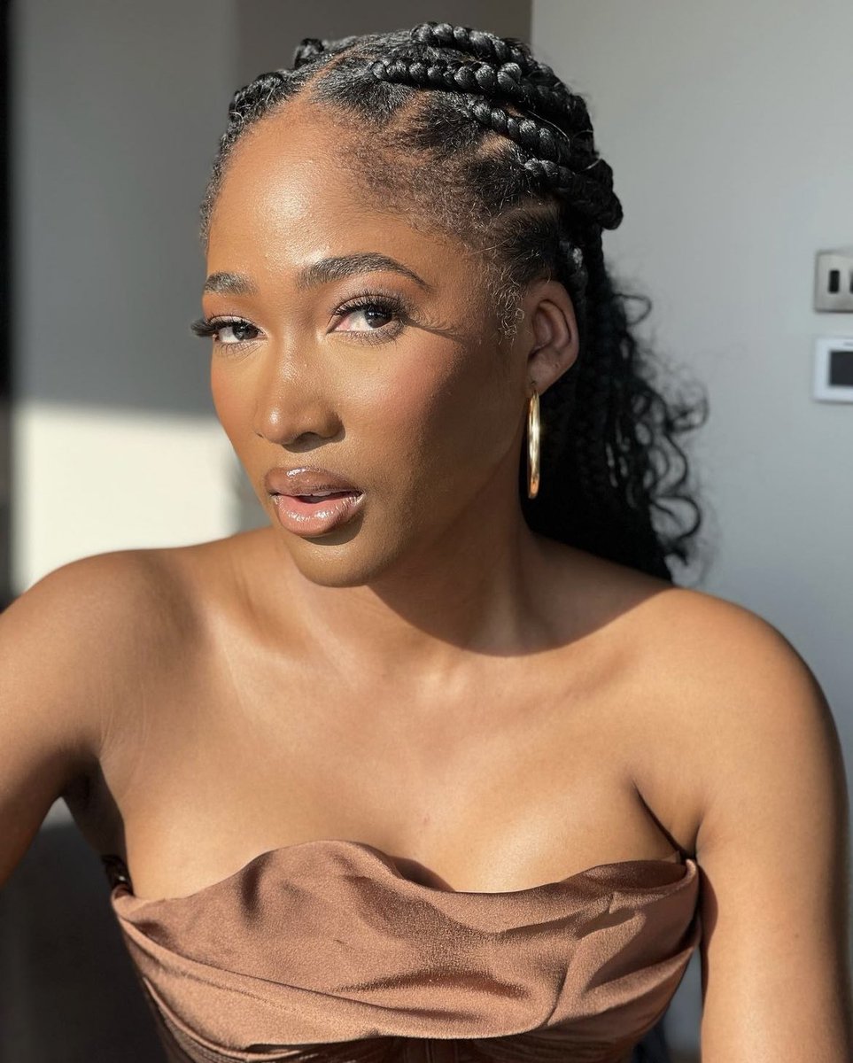 𝐂𝐇𝐈𝐎𝐌𝐀 tweet media