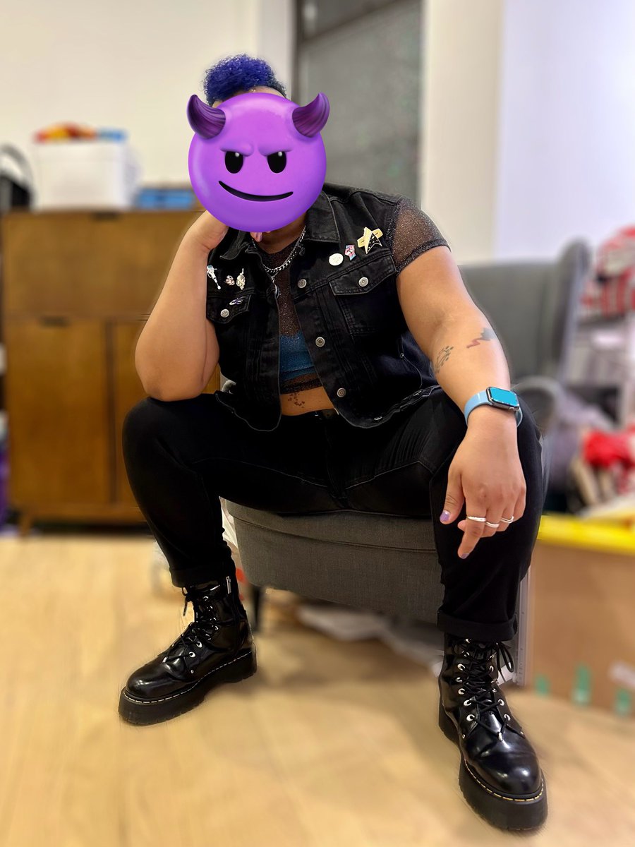 JordanDax9's tweet photo. Jordan 

~36
~she/they/ma’am/Mistress/Daddy
~Queer, trans, Dyke
~Domme top menace &amp; findom
~Seeking QTBIPOC friends, subs to tease/torture &amp; cash fags/slaves
~ DMs open for moots &amp; tippers 
~Minors DNI
~Fave kinks - Dom/sub, chastity, fisting, latex, bullying, water sports + https://t.co/U0W8OKboed