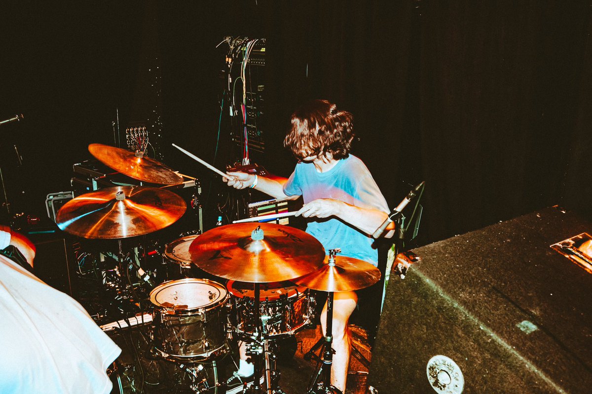 manorgatesmusic's tweet image. Did a little bit of rock and roll in Chicago last week at the first Bummer Summer fest. Solid hangs, incredible bands, and a wild crowd. Couldn’t ask for anything more. Thank you so much to @tenmosummerband and @kickstandshows for having us. ❤️