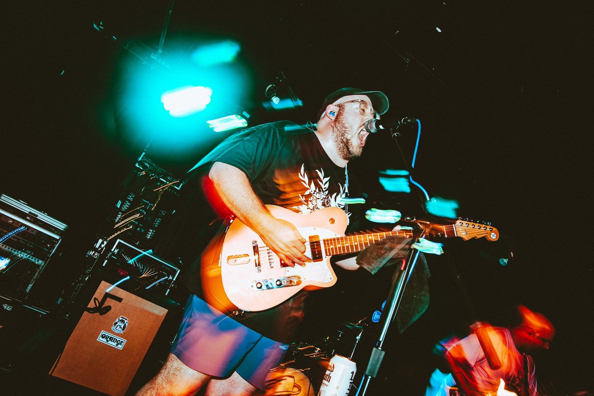 manorgatesmusic's tweet image. Did a little bit of rock and roll in Chicago last week at the first Bummer Summer fest. Solid hangs, incredible bands, and a wild crowd. Couldn’t ask for anything more. Thank you so much to @tenmosummerband and @kickstandshows for having us. ❤️