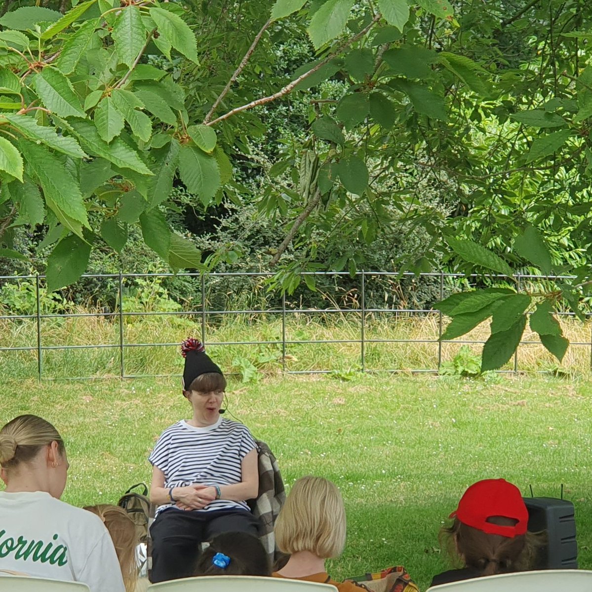 Hannah Need - Storyteller tweet media