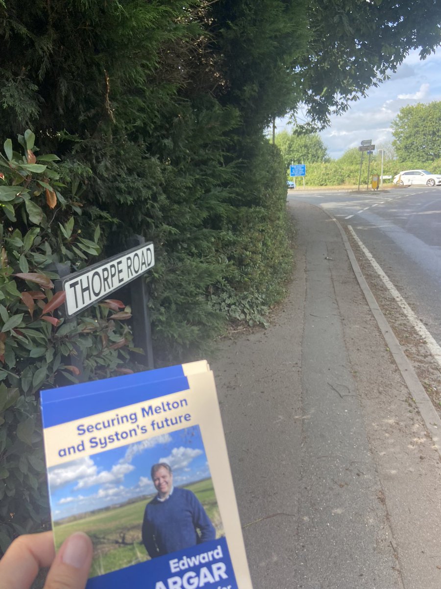 CharChirico's tweet photo. I still get excited when I see a beautiful blue door... I’m out in one of my favourite wards in our superb market town of Melton Mowbray on behalf of our local voice, Ed Argar. As a true Meltonian, I truly want the best for my town #VoteEd https://t.co/dDwIwtJYtw