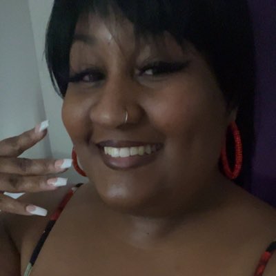 ThatIndiianGirl's tweet photo. #NewProfilePic https://t.co/ZpLiCaeUvZ