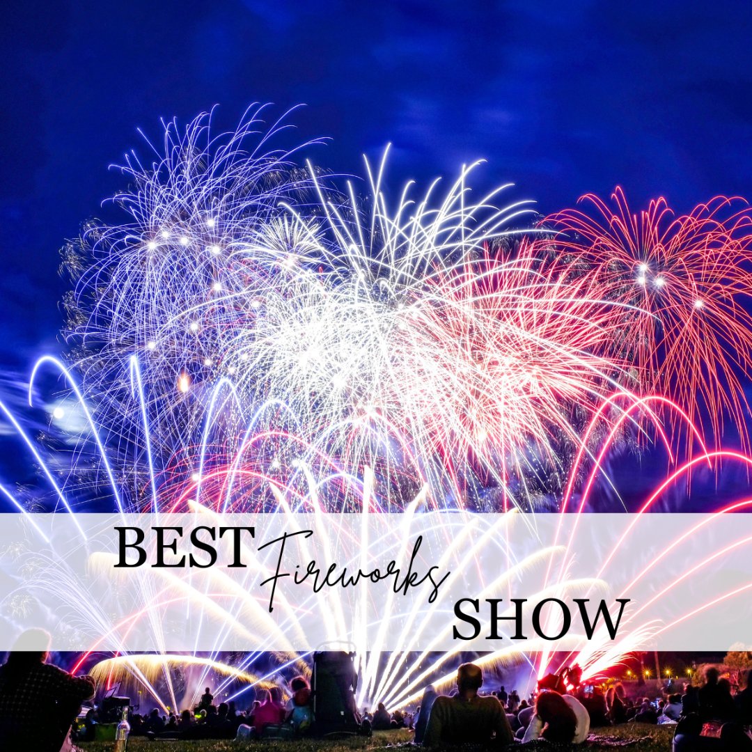 Amber080586's tweet image. What&apos;s 4th of July without a sky full of sparkles, right? Where do you love to catch the dazzling firework display locally? Let&apos;s celebrate our stars and stripes in style!

#4thofJuly #fireworkdisplay #starsandstripes #celebratelocal #independenceday #amberwalshrealtor