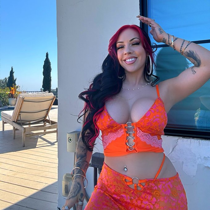 🌸🪸💫 https://t.co/iiplv7jki4