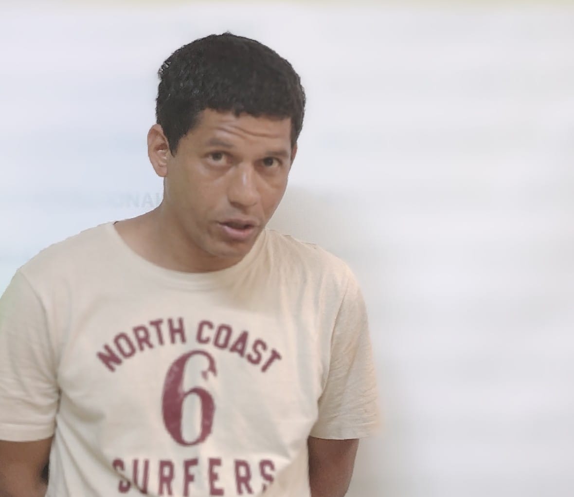 marconaenvivo's tweet photo. #MARCONA || EN UNA RÁPIDA INTERVENCIÓN, DETIENEN A SUJETO DEJUNCIADO POR PRESUNTA VIOLACIÓN.
Enzo R. PERRY LUNA (34) permanecerá detenido 48 horas en la celda de la Comisaría PNP Marcona, luego de ser denunciado por una fémina, por el presunto delito de VIOLACIÓN. https://t.co/VWIVPuFbyc