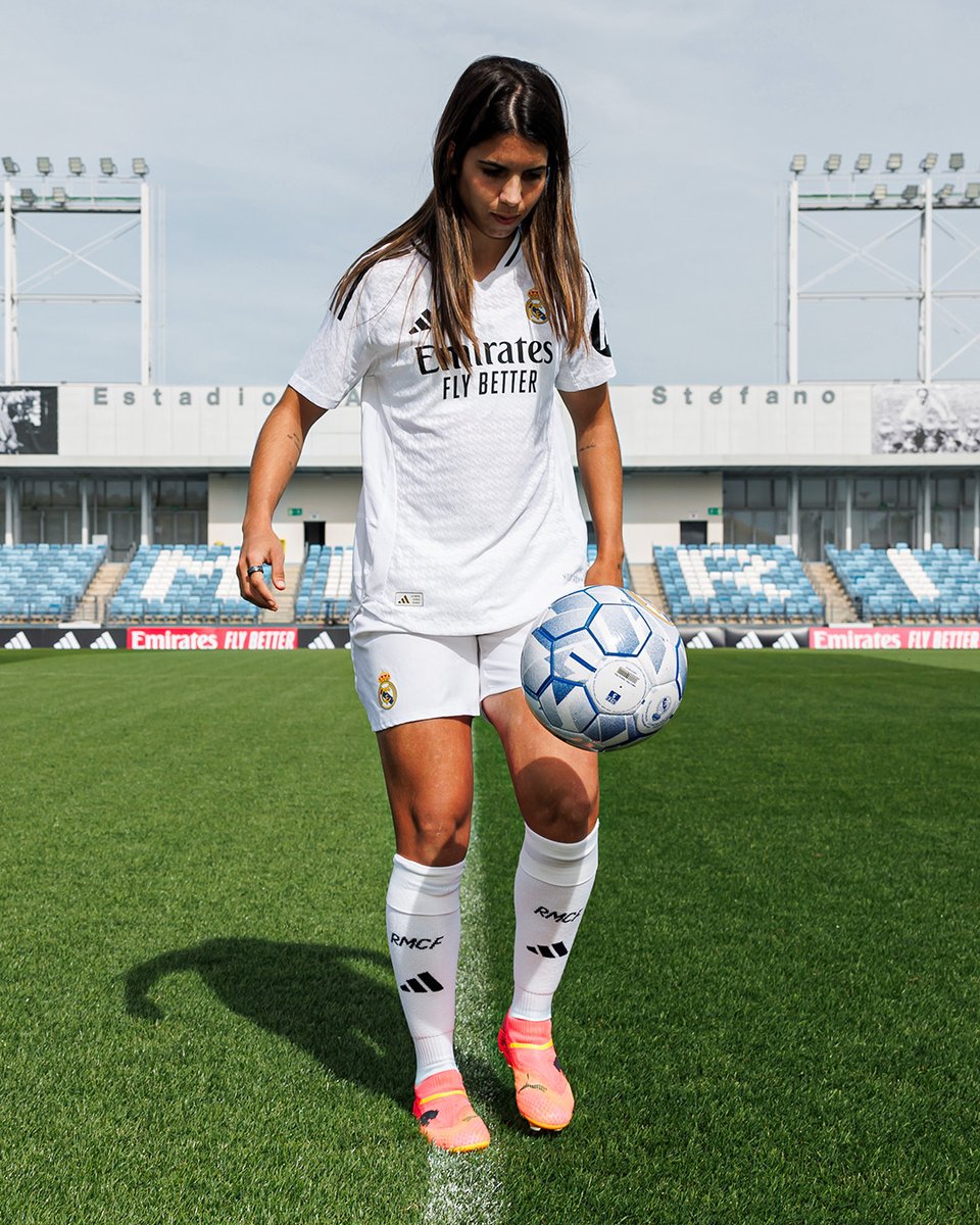 realmadridfem's tweet photo. 🔥 @Aferrer_10 🔥
#WelcomeRedondo https://t.co/0KZAsHtlK4
