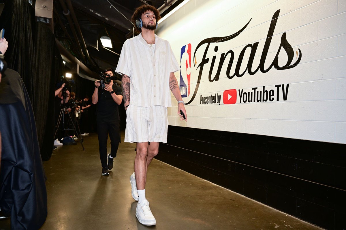 MFFL tweet media