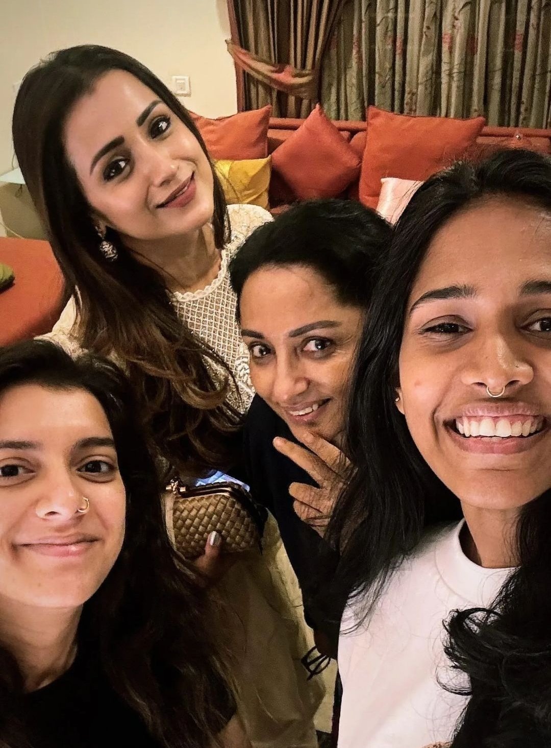 GRfypeAaYAMPebH?format=jpg&name=large