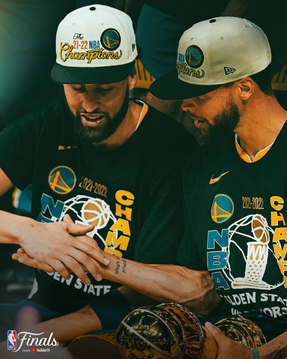 WarriorsLatam_'s tweet photo. “A pesar de que no terminamos el camino juntos, lo que hicimos, no se volverá a repetir nunca más. Imposible imaginarme una mejor época con vos y Draymond. Cambiamos a la Bahía. Cambiamos la forma de jugar al basquet. ‘Killa Klay’ en el medio de todo. Gracias por todo, hermano. Ve a jugar al basquet y disfrutar de lo que haces. Splash Bro para siempre, amigo”.

Las palabras de Steph. No aguanto más, tiene que ser mentira esto💔