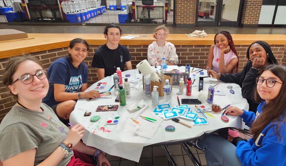 IntegreaPS's tweet photo. Back in May we increased awareness of the importance of #mentalhealth and wellness in our lives. Prevention’s YAB contribution was to spread awareness through painting inspiring messages on rocks. They gave them to the ones who needed the message. #MentalHealthAwarenessMonth https://t.co/Z56d2JIl9D