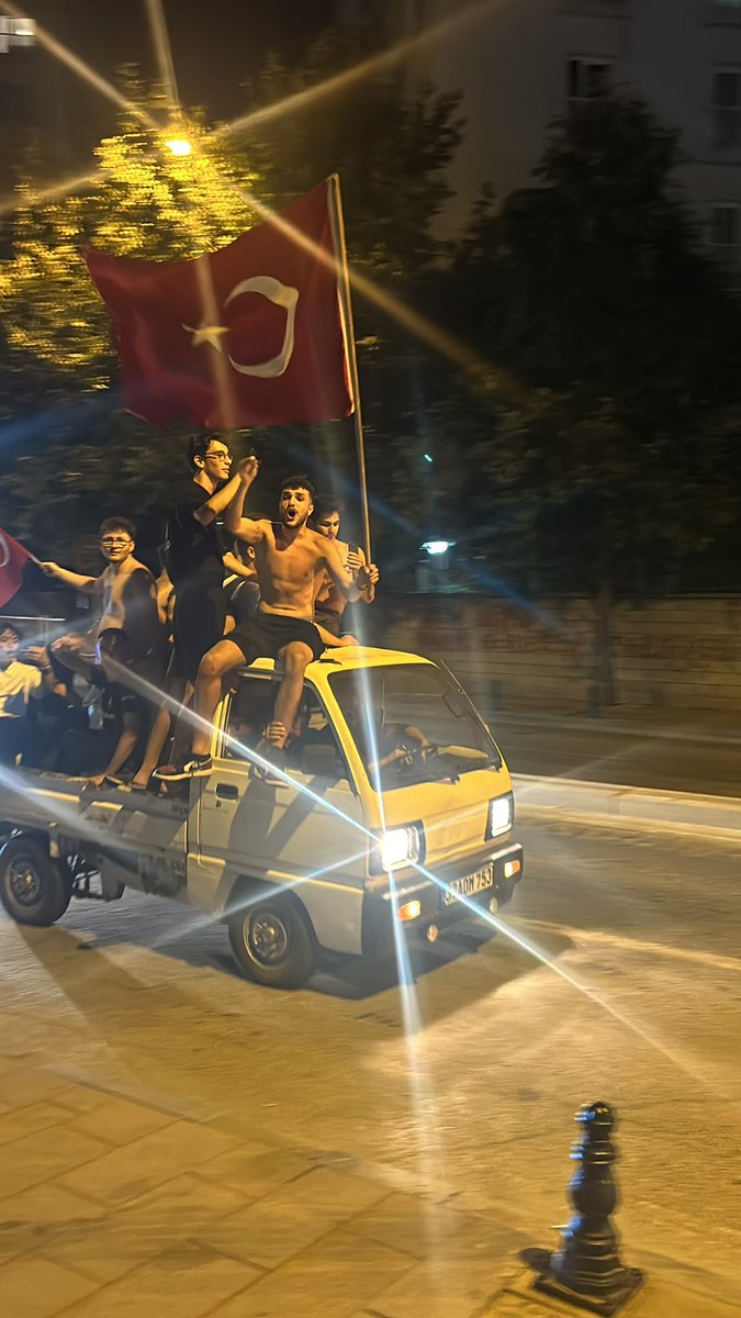 Çılgın Türkler Geliyor Avrupa 
#BizimCocuklar 
#EURo2024