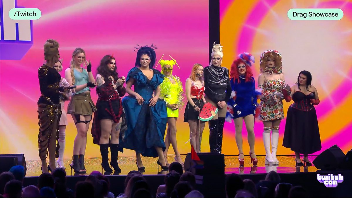 Jayy / Tiffany 💜 tweet media