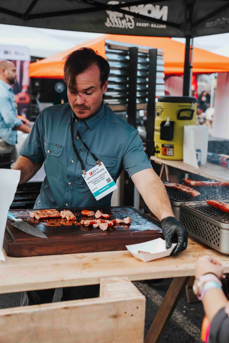NHS_Show's tweet photo. With BBQ season in full swing, who else still has those amazing dishes from the NHS Backyard on their minds? 🤤🍔🍕 https://t.co/01scvEttqO