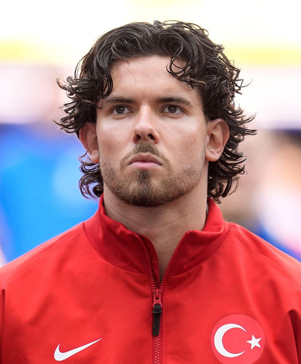 silverstation's tweet photo. Turnuvanın en iyi sol beki.ADAM KERE ADAM.. https://t.co/O47qOpkTcc