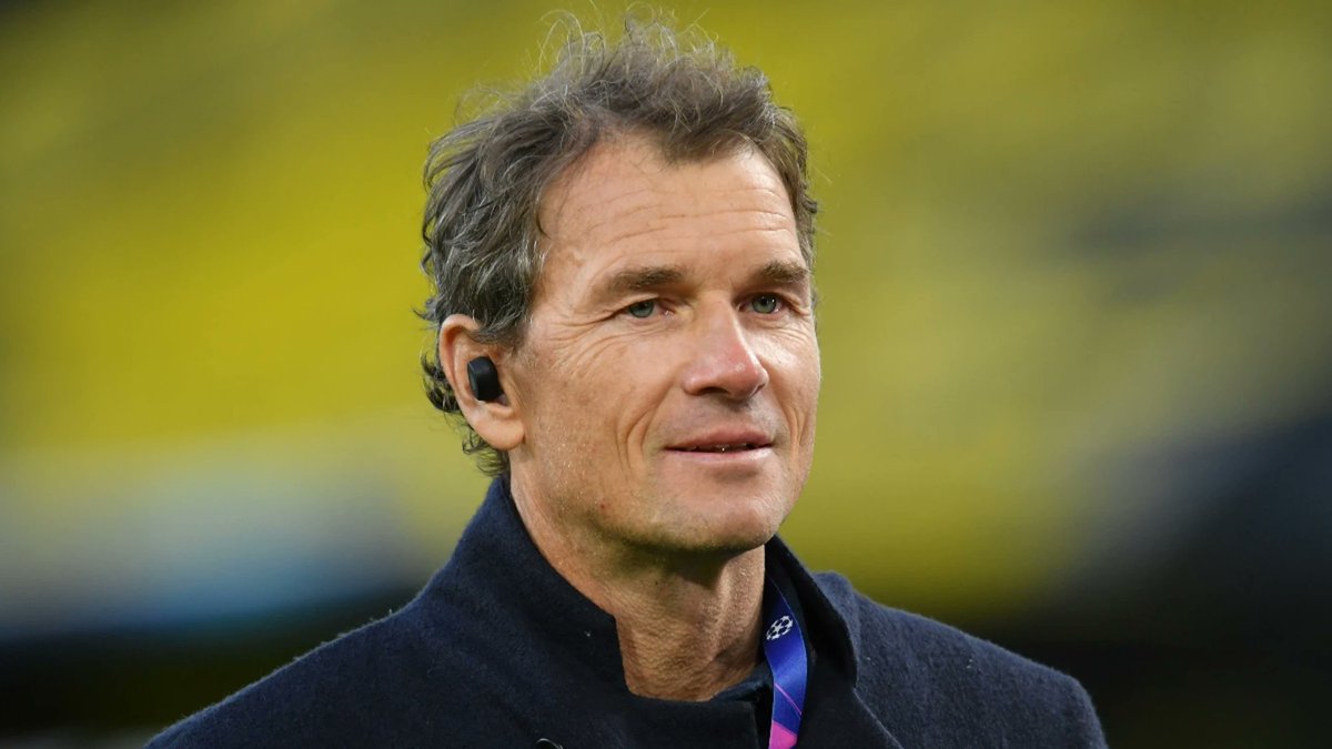 VSportsTM's tweet photo. "España es un equipo pequeño e inexperto. En término de calidad, es mejor que Alemania, pero son demasiado bajos de estatura y tienen poca experiencia internacional".

🗣️ Jens Lehmann, exarquero de Alemania 🇩🇪 https://t.co/qQ5Dk8RtDU