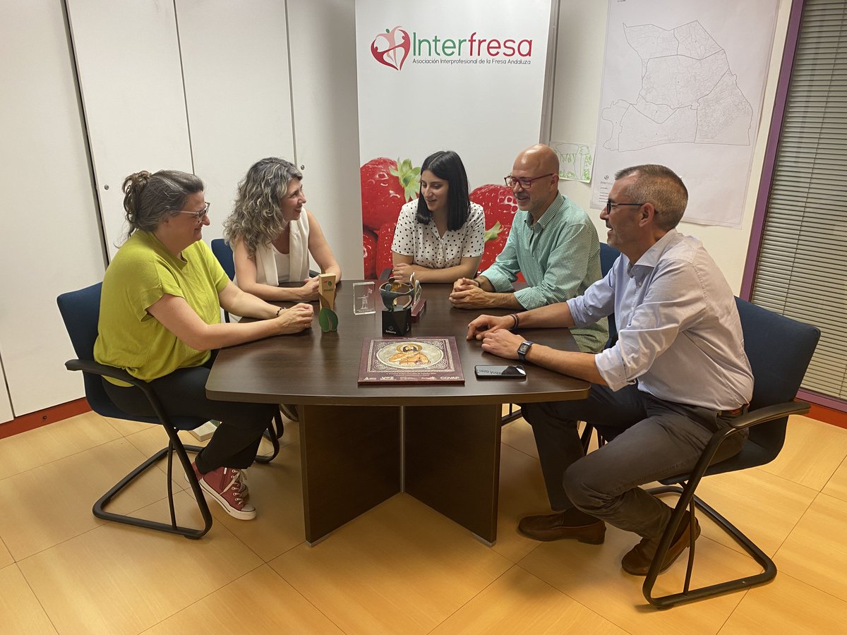 Nuevo encuentro de Interfresa y <a href="/CICAP_CT/">CICAP Centro Tecnológico</a> tras la publicación el 24 de junio de la resolución definitiva de las ayudas a GO de la AEI en productividad y sostenibilidad agrícolas, para avanzar en los proyectos de investigación #goshelflife y #govalueberry 🫐
<a href="/AndaluciaJunta/">Junta de Andalucía</a>