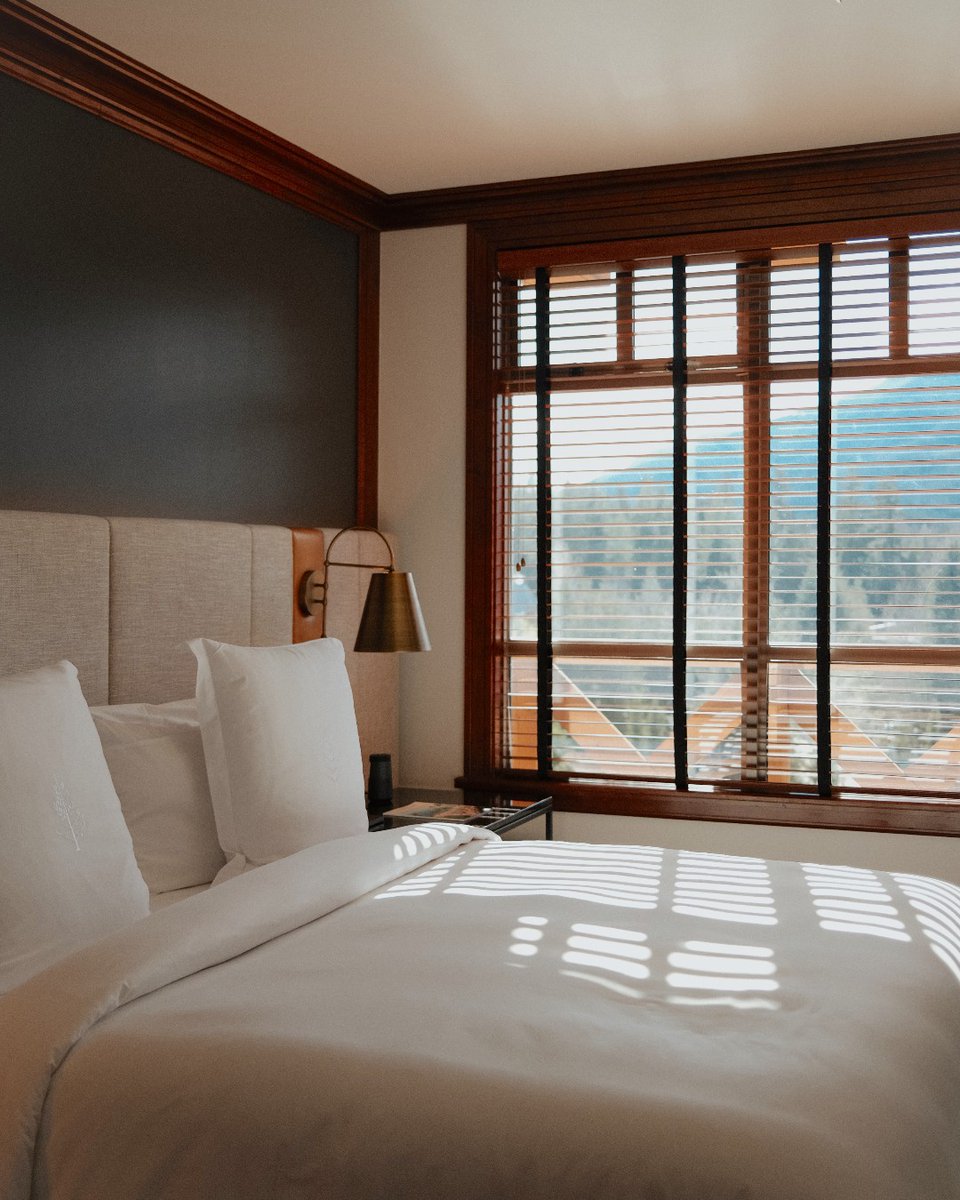 Four Seasons Resort Whistler tweet media