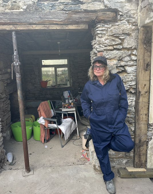 Happy birthday to me! Spent it on the new renovation, got a lot to do! #renovation #drystonewalls https://t<a href="/tag/renovation"class="tags"><span>#renovation</span></a><a href="/tag/drystonewalls"class="tags"><span>#drystonewalls</span></a>