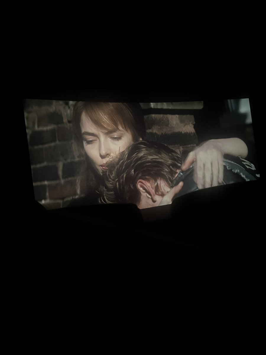 daisy (@daiz_theatre) on Twitter photo my new obsession is <a href="/bikeridersfilm/">The Bikeriders</a> , watched it 3 times already. in love with every aspect of this film. jeff nichols you are a genius 🫶🏻🫶🏻 <a href="/FocusFeatures/">Focus Features</a> my new obsession is <a href="/bikeridersfilm/">The Bikeriders</a> , watched it 3 times already. in love with every aspect of this film. jeff nichols you are a genius 🫶🏻🫶🏻 <a href="/FocusFeatures/">Focus Features</a>