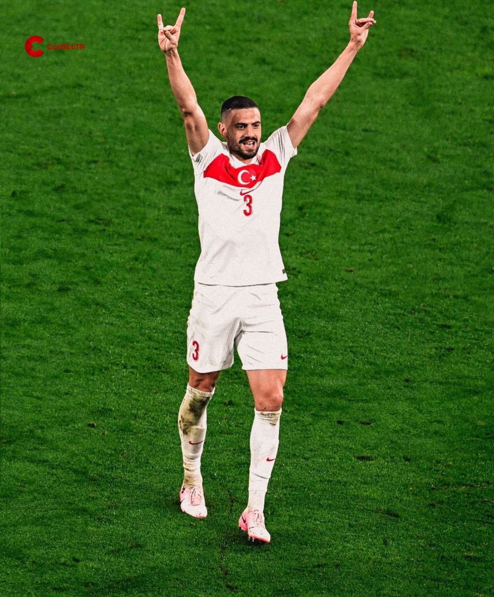 Allah bu millete bir daha voleybol izlettirmesin.

#BizimÇocuklar #Türkiye 🇹🇷