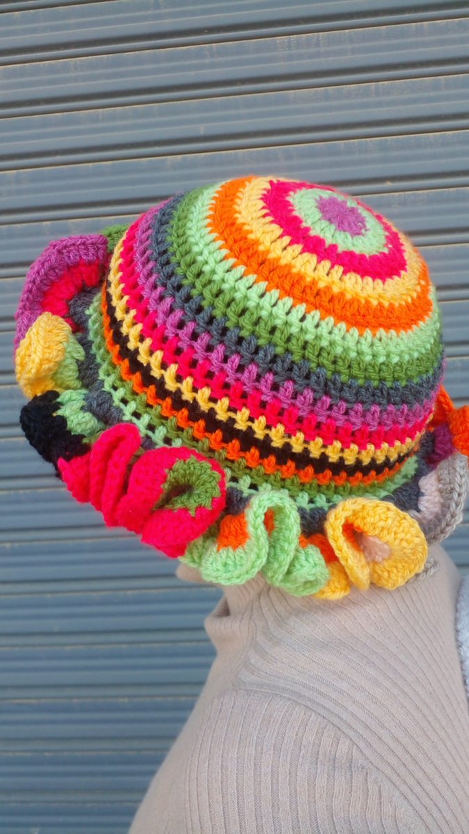 SharonMothiba's tweet photo. I am basically selling anything I am able to sell.
I also advise for friends and family. Your support would be much appreciated. DM for more information. https://t.co/q7neYUr4C5