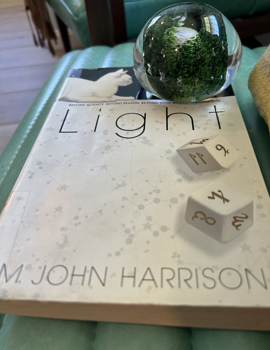 thenextpage22's tweet photo. #Light
#MJohnHarrison
switching restlessly from TV channel to TV channel…led him to think about choice. The moment of choice…located very exactly as one image flickered,broke and was replaced…If you levered things apart…into the exact moment of transition,what would you find? https://t.co/l6OWAB1xgR