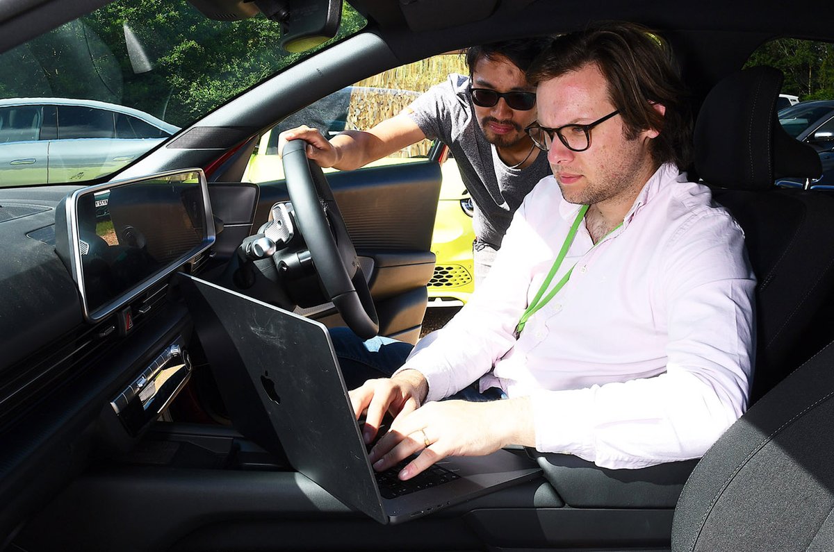 🚨JOB ALERT🚨
We're looking for a news writer to join the What Car? team.
More details here: careers.haymarket.com/jobs/1260?lang…

#journalismjobs #journojobs #jobs