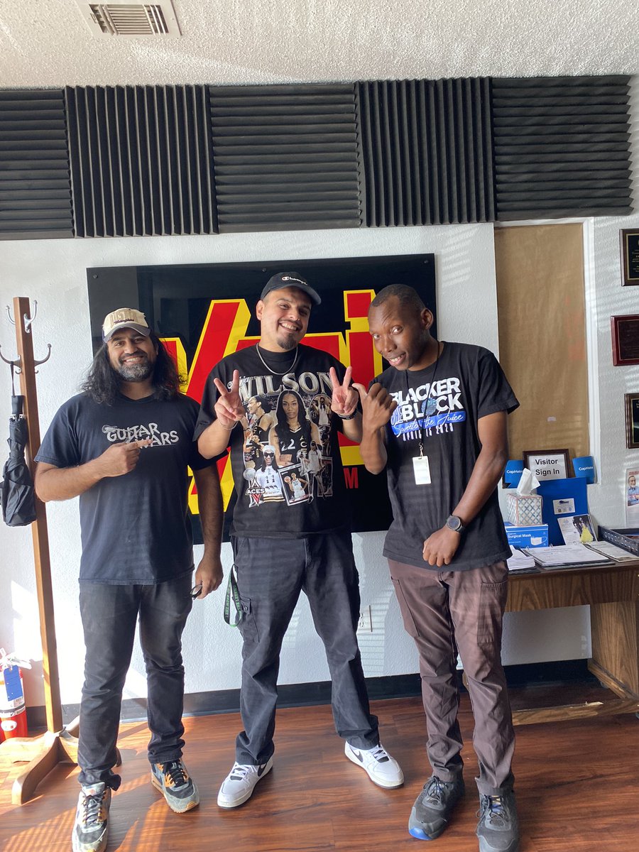 We also had DJ Cortez stop by! The El Paso raised “Cutter with the Stutter” talked about his work with the Arthur M Blank Center for Stuttering Education and Research. Catch him with Digable Planets at @empireatx in August!
