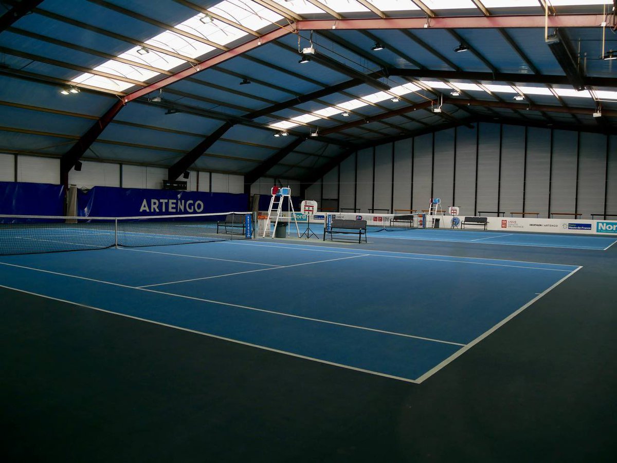 #SPORT 
🎾Accueil d’ <a href="/AOC1978/">Amélie Oudéa-Castéra</a> à la ligue Hauts-de-France de #tennis. L’occasion d’échanger, avec les acteurs du sport, sur l’organisation des #JO2024, le financement des clubs #sportifs amateurs, sport #santé et sport #universitaire.