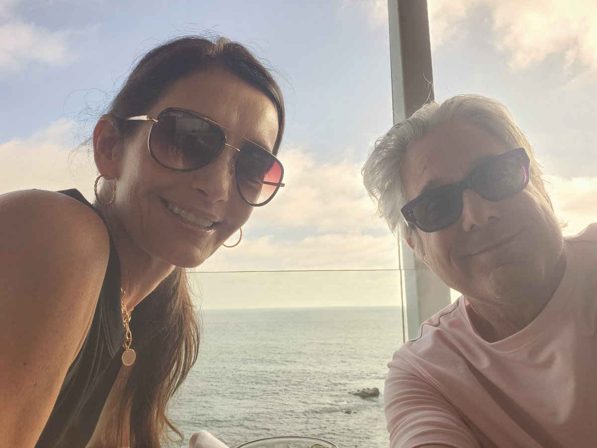 ChromeFund's tweet photo. Amazing time celebrating the 40 years of George's at the cove @LaJollaCom https://t.co/lJx2Stu4Xl
