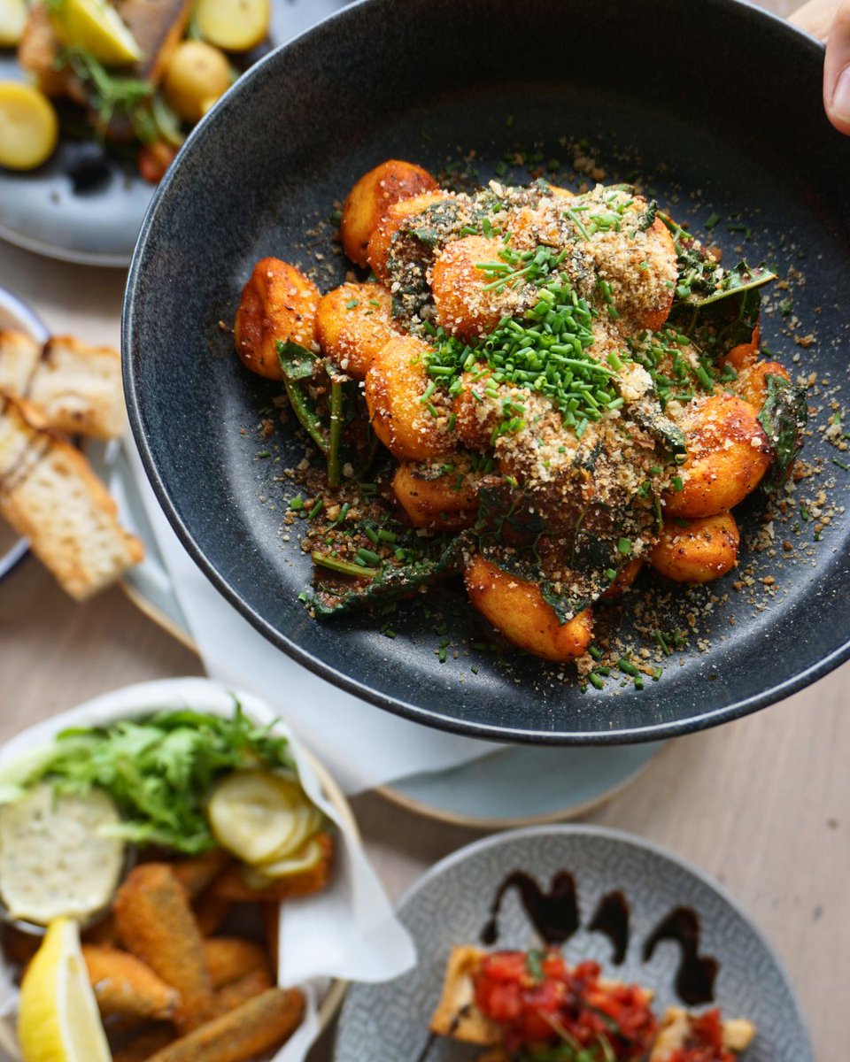 Grain Barge (@grainbarge) on Twitter photo Smokey tomato Gnocchi with <a href="/fiveacrefarmer/">Five Acre Farm</a> tomatoes, cavalo nero, topped with chives and pangrattato 🍅 Smokey tomato Gnocchi with <a href="/fiveacrefarmer/">Five Acre Farm</a> tomatoes, cavalo nero, topped with chives and pangrattato 🍅