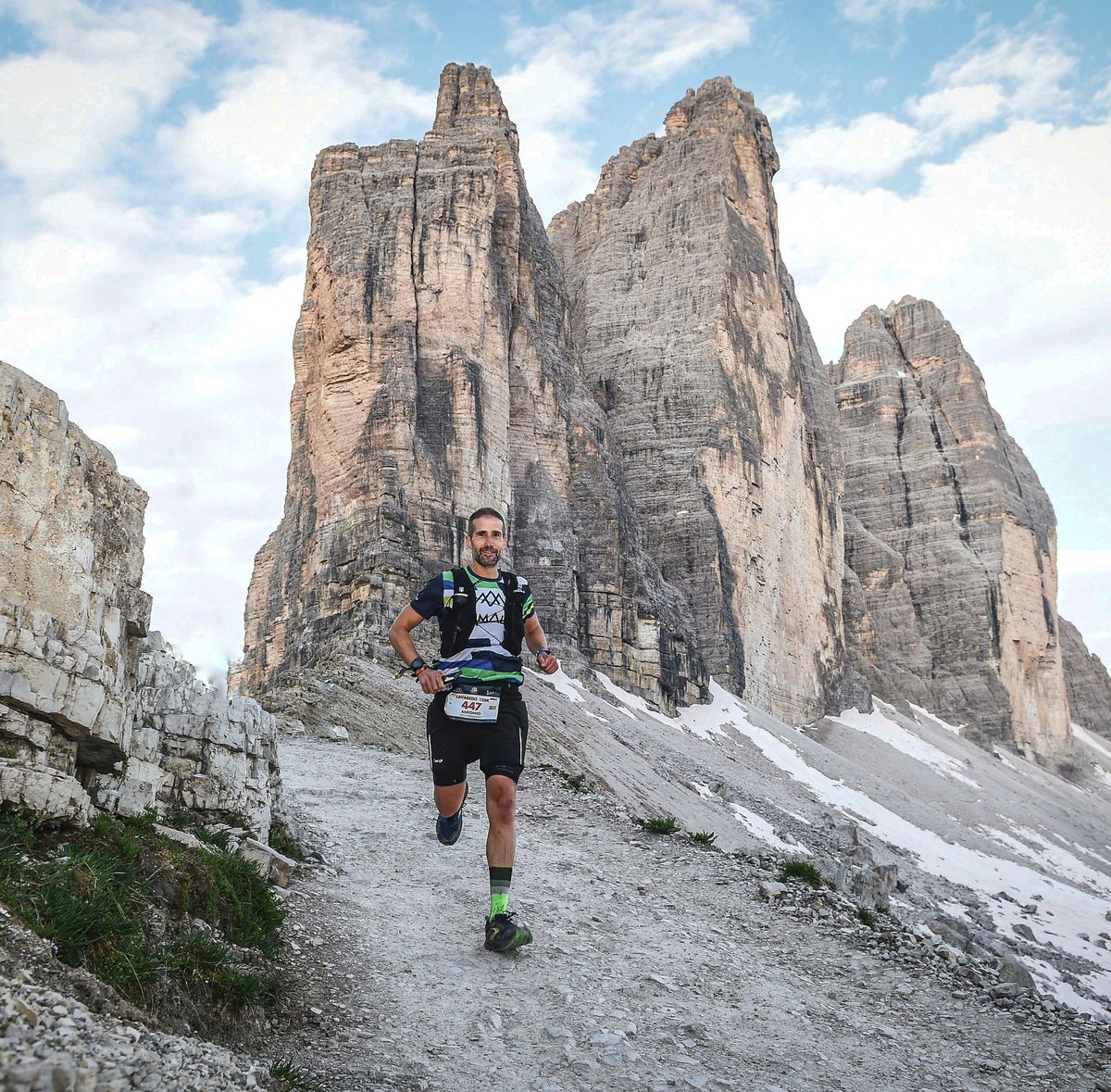 ajaenf's tweet photo. 📍 Tre Cime di Lavaredo 🏔⛰️🏔 2.999m #trecimedilavaredo #dolomites 

@LavaredoUT @UTMBWorldSeries

𝗔𝗻𝘁𝗼𝗻𝗶𝗼 𝗝𝗮é𝗻 - 𝗨𝗹𝘁𝗿𝗮𝗧𝗿𝗮𝗶𝗹 
ℎ𝑡𝑡𝑝𝑠://𝑎𝑛𝑡𝑜𝑛𝑖𝑜𝑗𝑎𝑒𝑛𝑢𝑙𝑡𝑟𝑎𝑡𝑟𝑎𝑖𝑙.𝑏𝑙𝑜𝑔𝑠𝑝𝑜𝑡.𝑐𝑜𝑚

🏃‍♂️ @cimalpofficial 🍫 @HSNstore 👨‍💼 @ElegantesTrail https://t.co/IjC9hIGRAJ