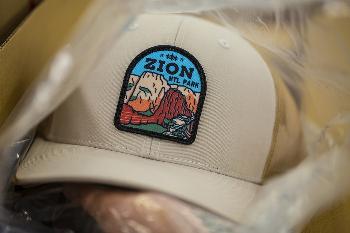 Captuer's tweet photo. The C12-CTM #CustomTruckerHast are ready to rock. 🤙

📷 // C12-CTM

Link - https://t.co/9ooLmJz9xF

#CustomSnapbacks #CustomHeadwear #TruckerHat #Merchgame #Brand #OldSchool #Neon #Hats #Snapback #ScreenPrint https://t.co/7NSARX8vAV