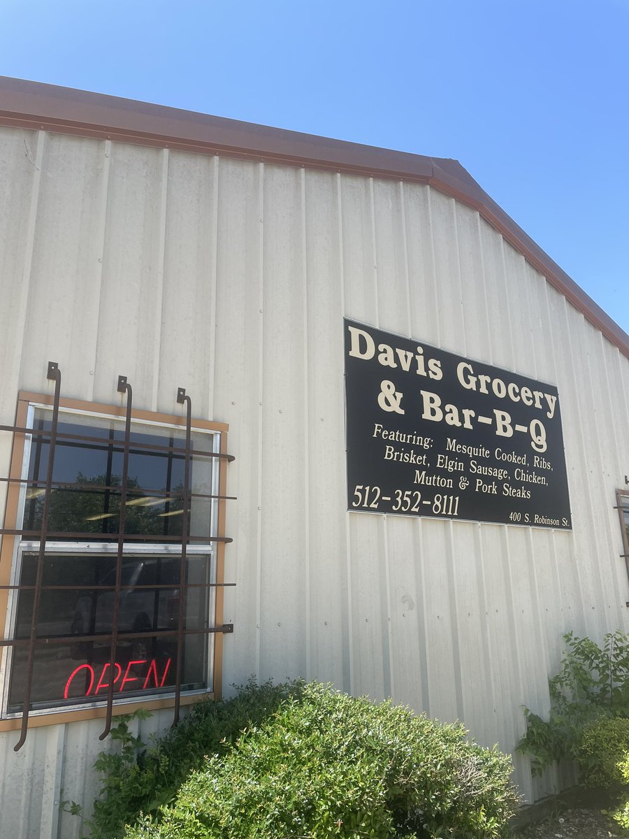 showcase_skill's tweet photo. You want a real brisket sandwich? Come to Davis on the south side. 🥪🔥
#taylortx https://t.co/WgYw7LlPVd
