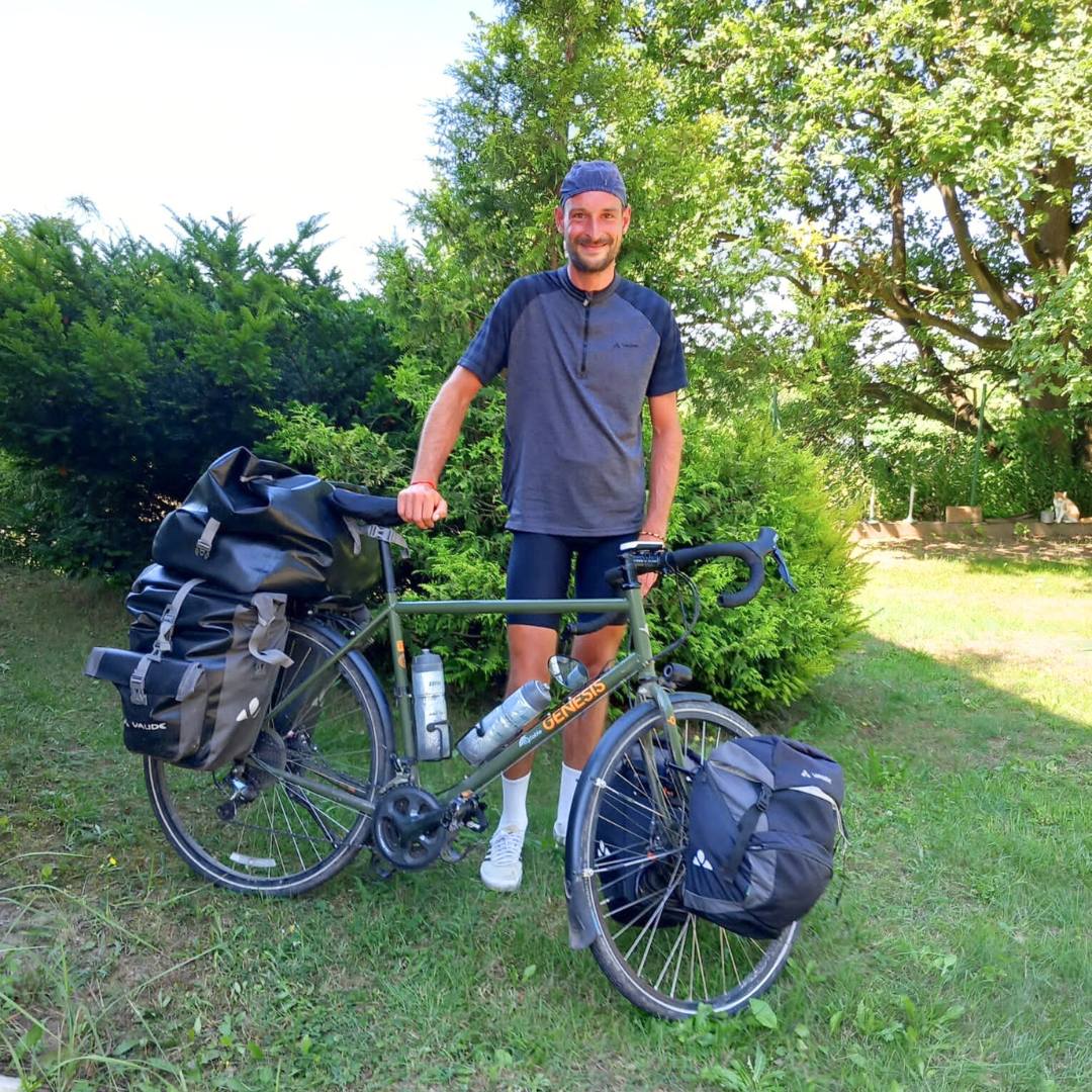 SaveOneLifeInc's tweet image. Wheels for the World 2024 reaches Europe as Thibaut Federlen rides from France to Bosnia to raise awareness and funds for Save One Life! His route will take him through six countries: France, Switzerland, Italy, Slovenia, Croatia and Bosnia.