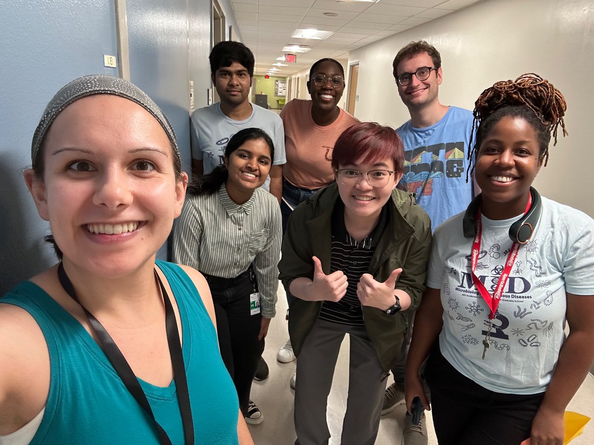 The van Hoof lab is a full house this summer! ☀️ Welcome to Yoksha, a microSURP undergraduate student, and Haden, a 1st year graduate student doing her first rotation with us!