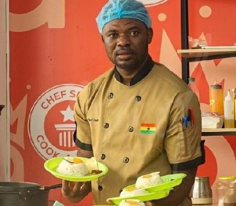 DesmondKusen's tweet photo. Congratulations π to Chef Smith.
He has set a new Guinness World Record for the longest cook-a-thon with an incredible time of 802 hours and 25 minutes! ππ¨βπ³ #ChefSmith #GuinnessWorldRecord #GhanaPride #CookingMarathon https://t.co/XkU0s8wsSu