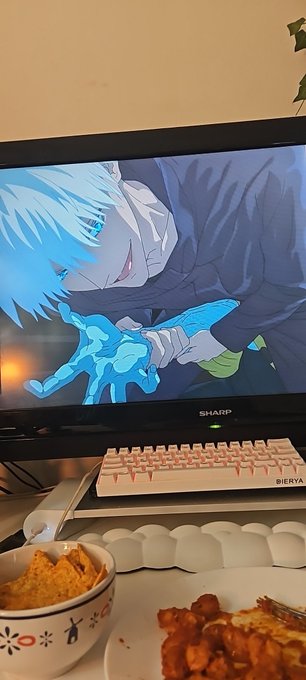 Watching the last season of jujitsu kaisen tonight. Blazin into the night, which anime should I watch