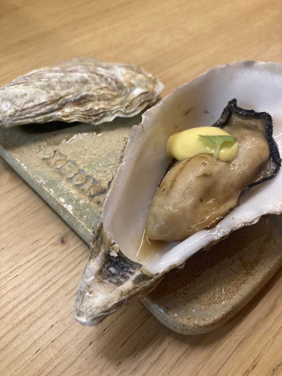 rcoll_wine's tweet photo. XeiXa Restaurant 🍽️💫!
.
Cuina mediterrànea al barri gòtic de Barcelona en un local de llarga història per Picasso… perquè serà que El Hombre Bala 🍷 hi havia de ser-hi present??
.
#vilaviniteca #uvasfelices #vinosdemadrid #vino #winelover #instawine #xeixa #gastronomia #bcn https://t.co/FbB7CL11kW