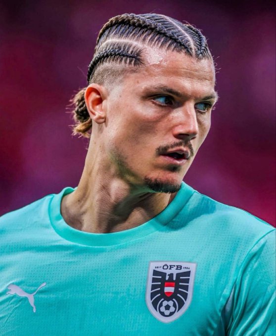 GRgNRRtb0AU2APM?format=jpg&name=small