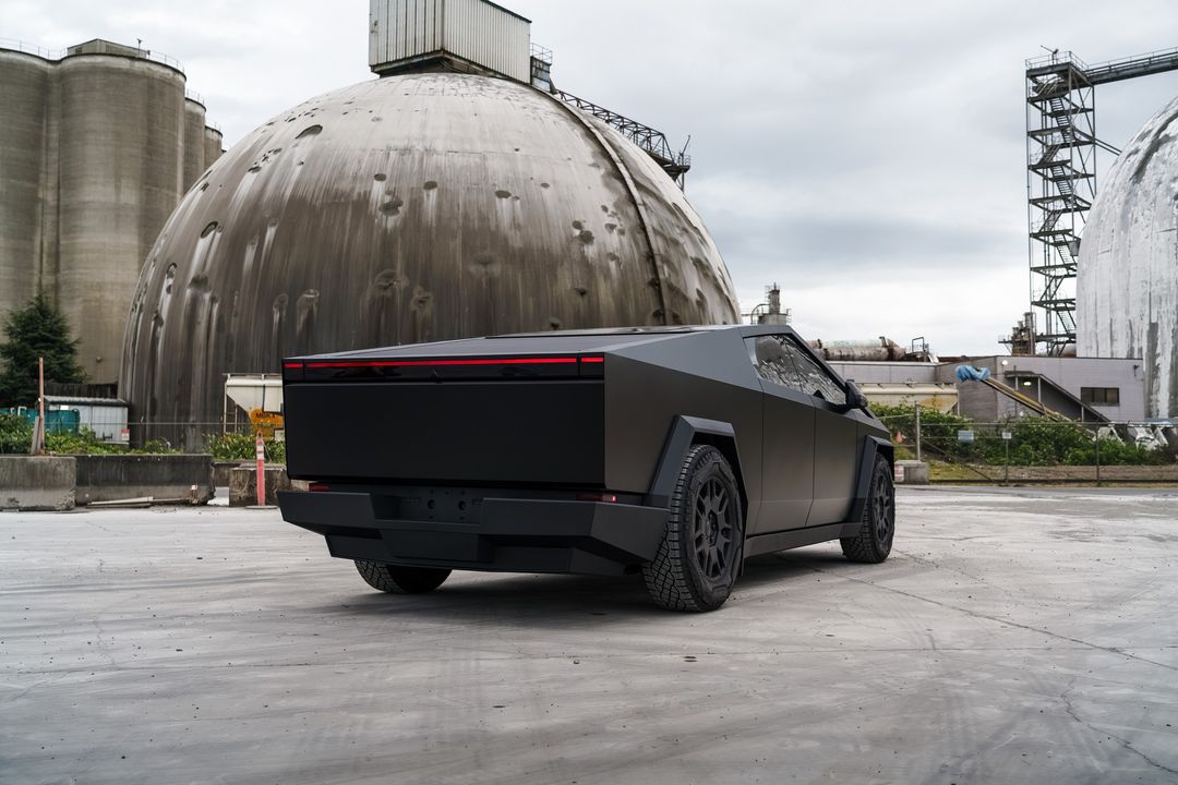 stek_usa's tweet photo. This Cybertruck received a transformation courtesy of our DYNOblack-matte PPF! Our black matte Fashion Film infuses our true black coloration into an exclusive matte finish with stellar protective properties against rock chips, scratches, and other hazards. #STEKrevolution https://t.co/S8VesRe4HF