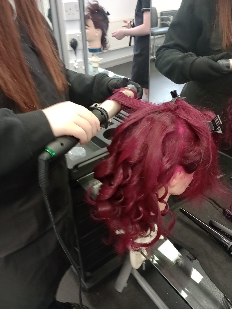 BCSchool1's tweet image. Year 10 got hands on experience of college life at Macclesfield College today. They took part in taster sessions ranging from automotive and mechanical engineering to hairdressing and the Chef Academy. Thanks to the college for their warm welcome.  #lovelearninglovelife