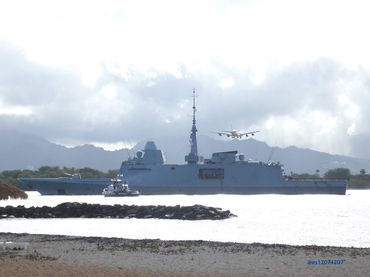 ES12071207's tweet photo. French Navy Aquitaine-class frigate FS Bretagne (D655), #RIMPAC2024 participant, coming into Pearl Harbor - July 2, 2024 #fsbretagne #d655 https://t.co/5QzuPP4NkM