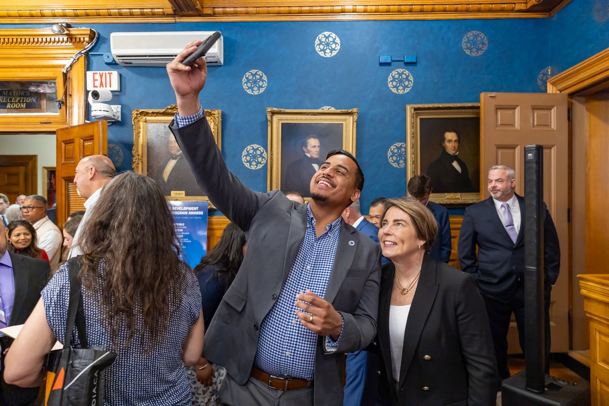 Governor Maura Healey tweet media