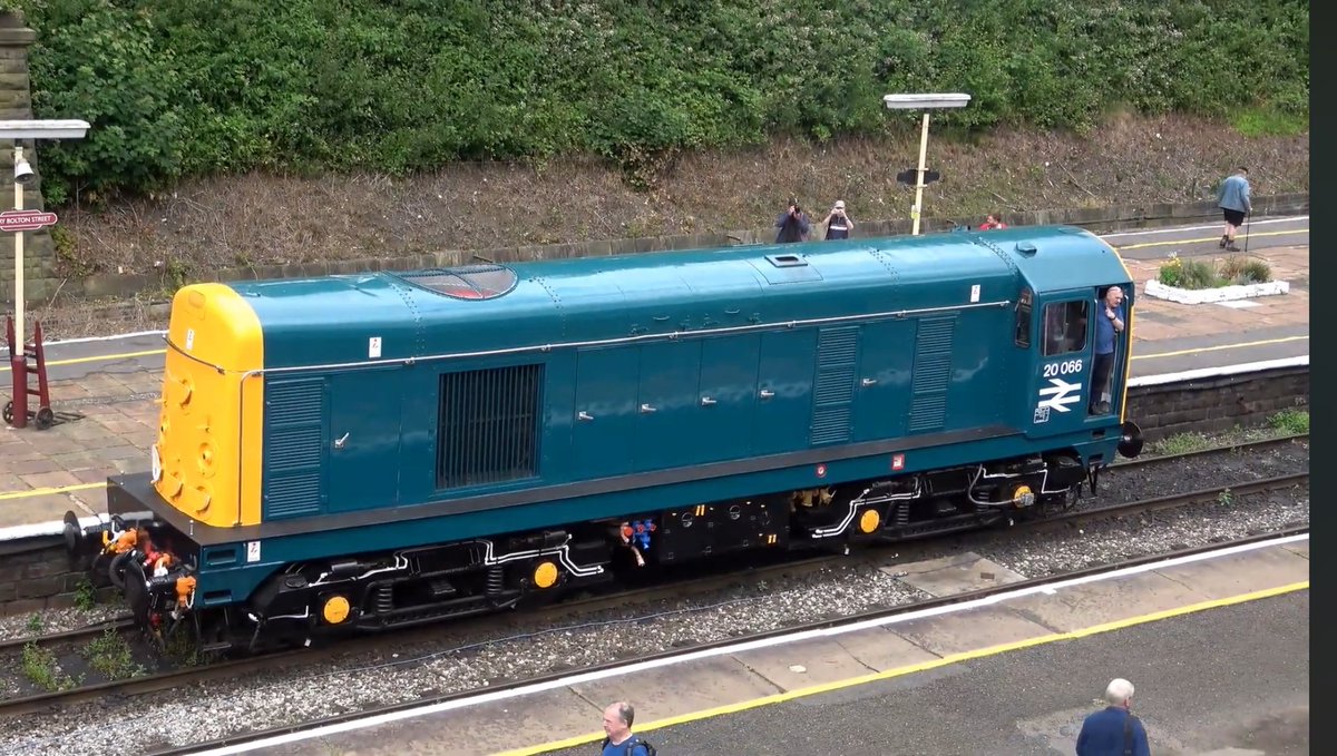 Rail125 tweet media