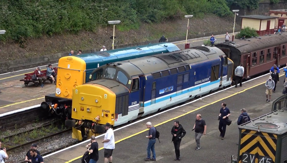 Rail125 tweet media